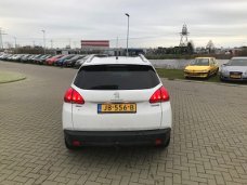 Peugeot 2008 - 1.2 PureTech Active 110PK | navigatie | panoramadak | | NEFKENS DEAL |