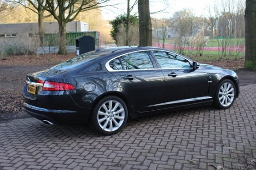 Jaguar XF - 3.0D V6 Premium Luxury - 1