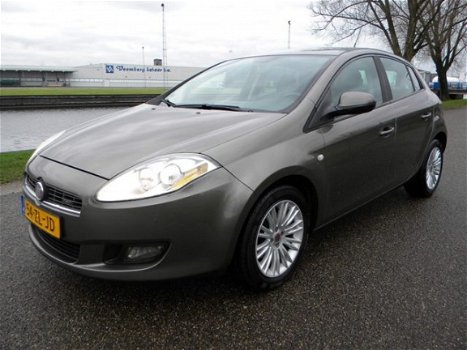 Fiat Bravo - 1.4 T-Jet Corporate - 1