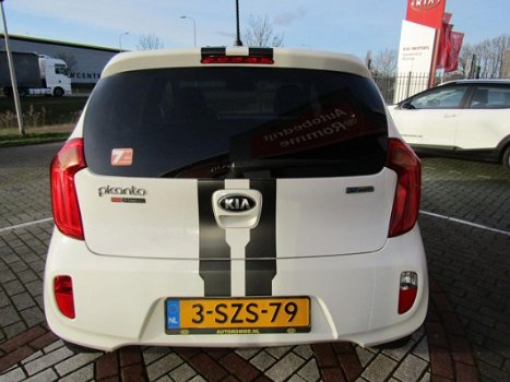 Kia Picanto - 1.2 (85 PK) 5D R-Cross - 1