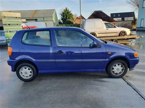 Volkswagen Polo - 1.6 55kw *stuurbekrachtiging - 1