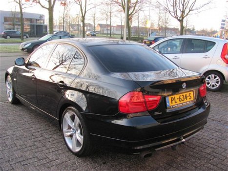 BMW 3-serie - 318i Business Line - 1