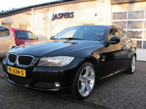 BMW 3-serie - 318i Business Line - 1