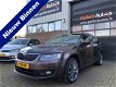 Skoda Octavia Combi - 1.4 TSI Greentech Elegance Open dak, Navi, Xenon, Trekhaak - 1 - Thumbnail