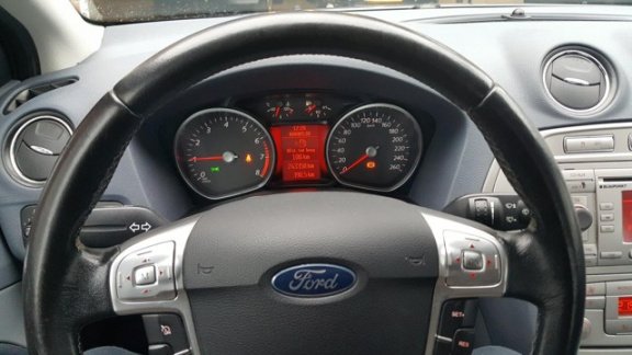 Ford Mondeo - 2.0-16V Trend - 1