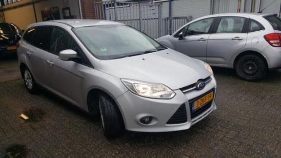 Ford Focus Wagon - 1.6 TDCI Trend - 1