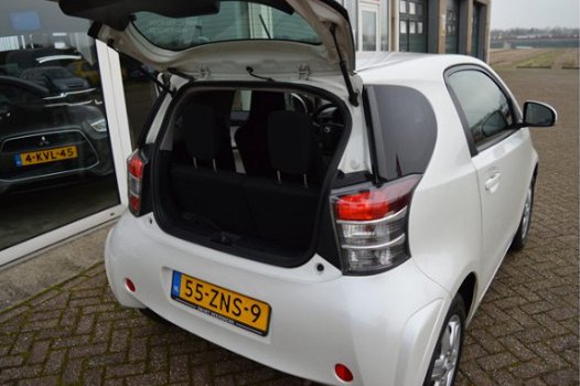 Toyota iQ - 1.0 VVTi Comfort Airco | Winterwielenset - 1