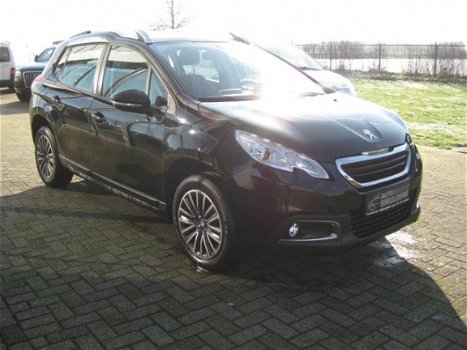 Peugeot 2008 - 1.2 VTi Active Pack Premium navi, pano.dak, park.sens, cruise control etc - 1