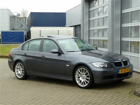 BMW 3-serie - 320i High Executive bj.2006 Leder | Autom | Navi - 1