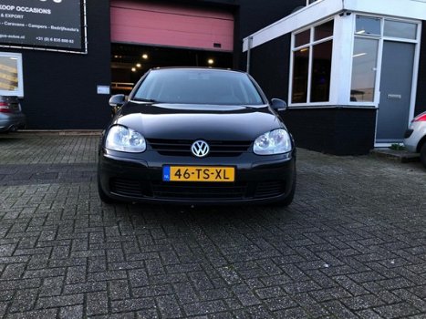 Volkswagen Golf - 1.6 FSI Comfortline 5drs Airco 4xelk.ramen cruise controle navi zeer nette - 1