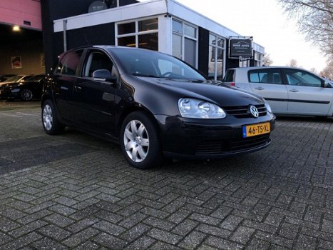 Volkswagen Golf - 1.6 FSI Comfortline 5drs Airco 4xelk.ramen cruise controle navi zeer nette - 1