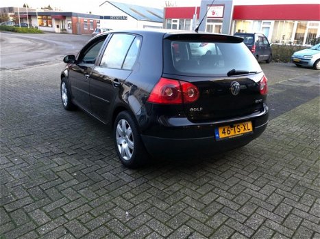 Volkswagen Golf - 1.6 FSI Comfortline 5drs Airco 4xelk.ramen cruise controle navi zeer nette - 1