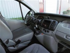 Opel Vivaro - 2.5 CDTI L2H1 LENGTE 2 APK t/m 12-2020