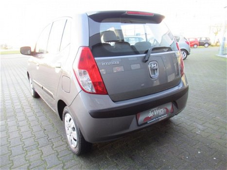 Hyundai i10 - 1.1 Active Cool / Airco / Elektr. Ramen / Stuurbekr - 1