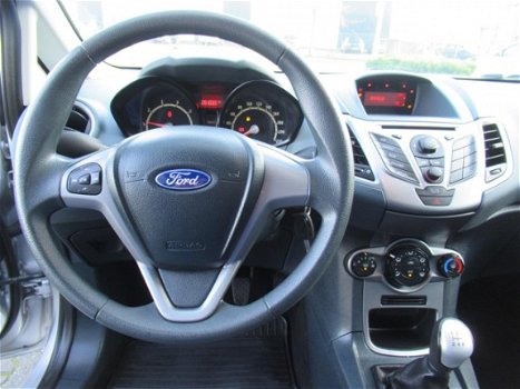Ford Fiesta - 1.25 Trend 82pk / Lmv / Airco / Voorruitverw. / - 1