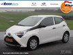 Toyota Aygo - 1.0 VVT-i x RADIO/CARKIT/CRUISE/STUURBEKR - 1 - Thumbnail