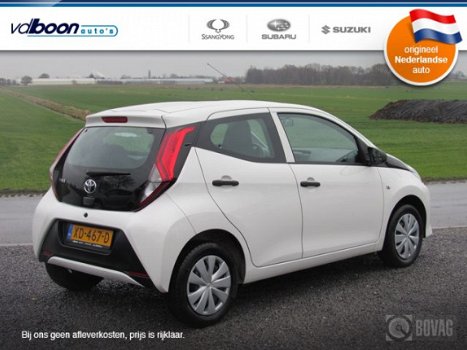 Toyota Aygo - 1.0 VVT-i x RADIO/CARKIT/CRUISE/STUURBEKR - 1