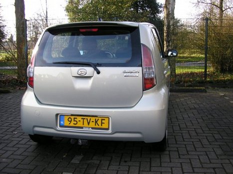 Daihatsu Sirion 2 - 1.0-12V Trend - 1