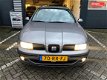 Seat Leon - 1.6-16V Stella 5-deurs airco electrische ramen cruise controle cd-speler lm-velgen trekh - 1 - Thumbnail