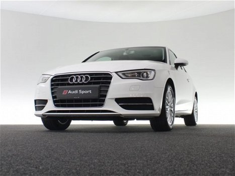 Audi A3 Sportback - 1.4 TFSI Ambiente Pro Line plus Led/Xenon koplampen | Navigatie | Climate contro - 1