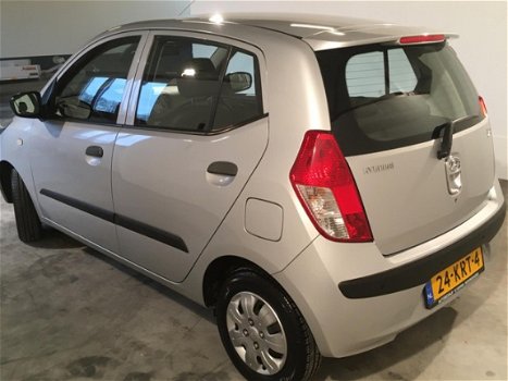 Hyundai i10 - MET NIEUWE APK - 1