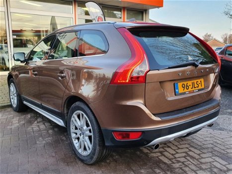 Volvo XC60 - 3.0 T6 AWD Summum BJ.2009 / Panoramadak / 19inch / Xenon / DVD / Leer / Keyless / VOL - 1