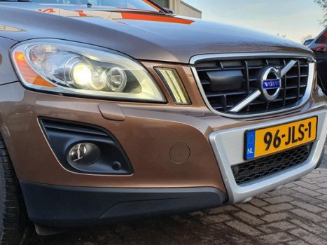 Volvo XC60 - 3.0 T6 AWD Summum BJ.2009 / Panoramadak / 19inch / Xenon / DVD / Leer / Keyless / VOL - 1