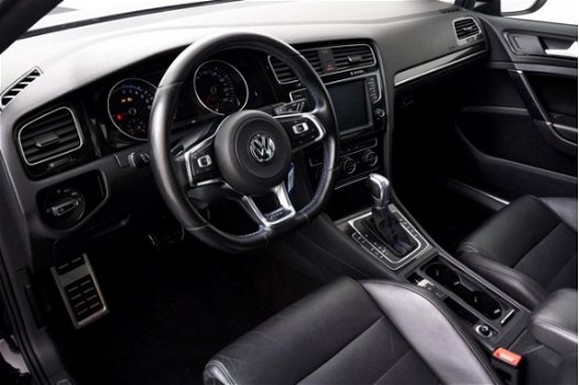 Volkswagen Golf - 1.4 TSI GTE *EX. BTW* | LEDER | PANO.DAK | CAMERA | RIJKLAAR incl. BOVAG6mnd - 1