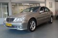 Mercedes-Benz C-klasse - 230 Avantgarde V6, dealer onderhouden prijs altijd incl 6 mnd BOVAG - 1 - Thumbnail