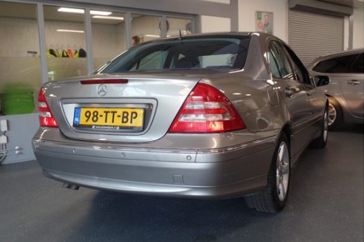 Mercedes-Benz C-klasse - 230 Avantgarde V6, dealer onderhouden prijs altijd incl 6 mnd BOVAG - 1