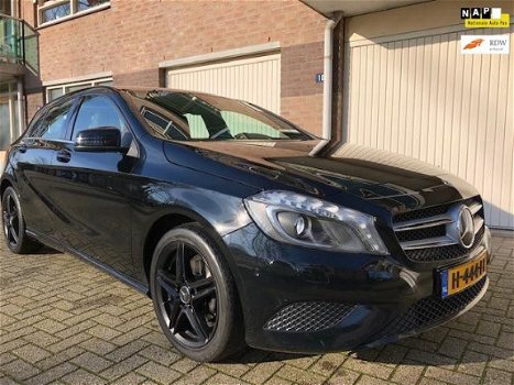 Mercedes-Benz A-klasse - 180 CDI Prestige sport, leer, led, camera, amg velgen, zeer mooi - 1