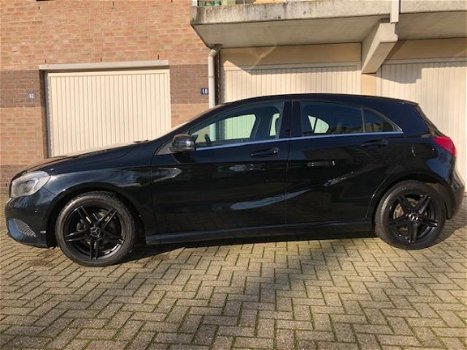 Mercedes-Benz A-klasse - 180 CDI Prestige sport, leer, led, camera, amg velgen, zeer mooi - 1