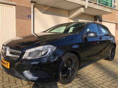 Mercedes-Benz A-klasse - 180 CDI Prestige sport, leer, led, camera, amg velgen, zeer mooi - 1