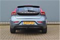 Volvo V40 - 1.6 D2 115PK Momentum/ Navigatie/ Climate control/ Keyless/ Trekhaak - 1 - Thumbnail