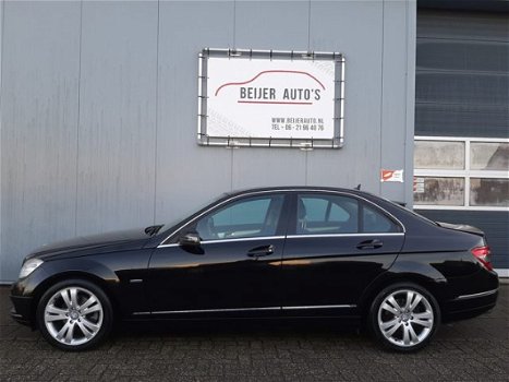 Mercedes-Benz C-klasse - 180 K BlueEFFICIENCY Business Edition Avantgarde Navigatie/17Inch/Trekhaak - 1