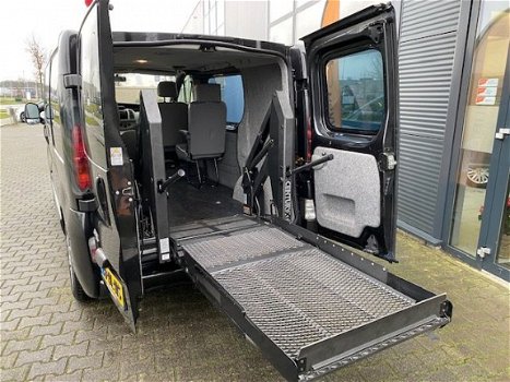 Opel Vivaro - Rolstoelbus 1.9 DTI L1 H1 (4+1, lift, airco, lmv, trekhaak, etc.) - 1