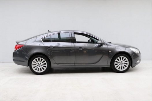 Opel Insignia - 1.6 Business Navigatie, Bluetooth, Lederstuurwiel, PDC, Climate control - 1