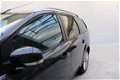 Ford Focus Wagon - 1.6 TDCi Titanium Climate, Half Leder/stof, Cruise Control, Navigatie, Trekhaak - 1 - Thumbnail