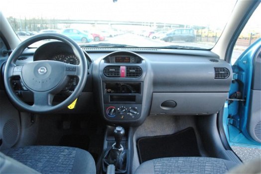 Opel Corsa - 1.2-16V Comfort APK, Trekhaak, Zuinige Auto - 1