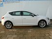 Seat Leon - 1.4 TSI 123 pk Style, TREKHAAK, Parkeersensor Voor en Achter, STOELVERWARMING, Grote Nav - 1 - Thumbnail