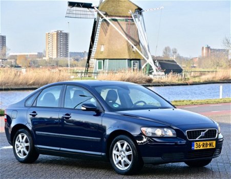 Volvo S40 - 1.8 Dealer auto, Youngtimer, boekjes aanwezig - 1