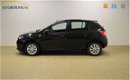 Dacia Sandero - TCe 90 Blackline | RIJKLAARPRIJS INCLUSIEF AFLEVERPAKKET T.W.V. € 695, - | - 1 - Thumbnail