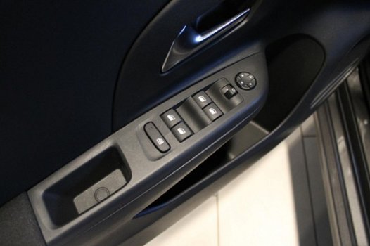 Opel Corsa - 1.2 Turbo 100pk Edition | Navi | Cruise | Winterpakket | - 1