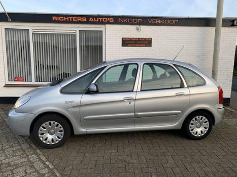 Citroën Xsara Picasso - 1.6i-16V Image - 1