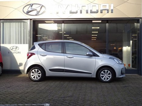 Hyundai i10 - 1.0i Comfort * NAVIGATIE - 1