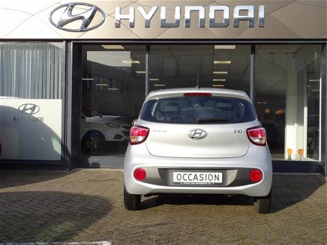 Hyundai i10 - 1.0i Comfort * NAVIGATIE - 1