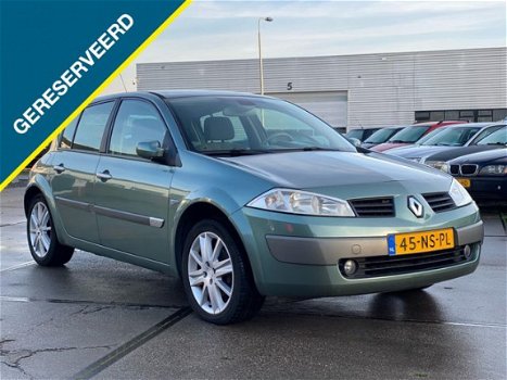 Renault Mégane - 1.6-16V Priv.Luxe/Airco/CruiseC/Nieuwe APK - 1