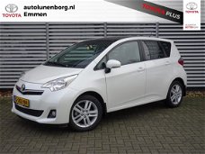 Toyota Verso S - 1.3 VVT-i Dynamic | Parelmoerlak | Lichtmetaal | Parkeercamera