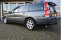 Volvo V70 - 2.4 Momentum Automaat Youngtimer - 1 - Thumbnail