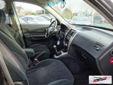 Hyundai Tucson - 2.0 CRDI 2006 2WD Zwart